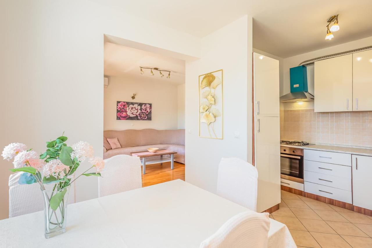Indigo Apartment Макарска Экстерьер фото